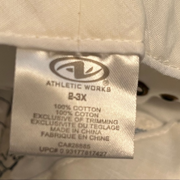 🦕 Lot of 4 Item- Dino Overalls, 2 tshirts, new hat VGUC. Toddler 2T - Picture 12 of 15